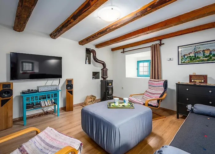 펜션 Dane 22 Ucka 부젯