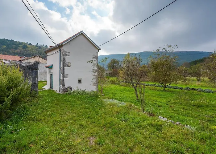 Dane 22 Ucka 펜션 부젯